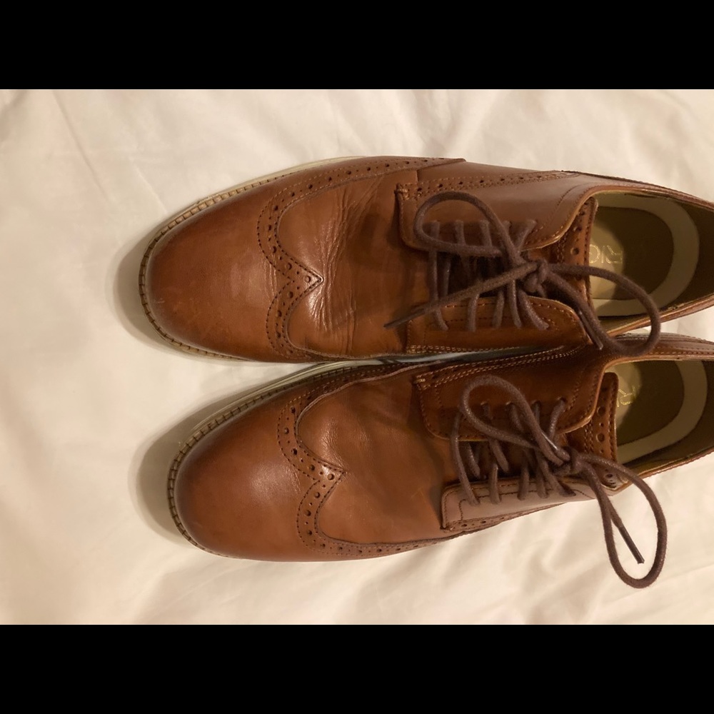 Brown leather Cole Hann casual dress shoe 10 1/2